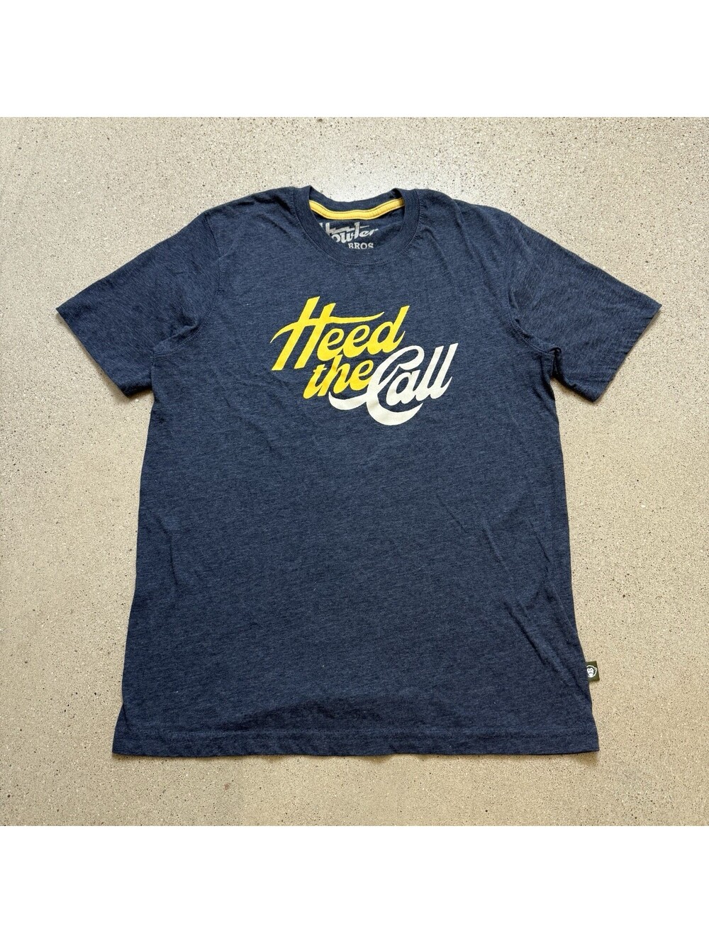 Howler Brothers Mens T-Shirt Size S Gray Graphic Print Heed The Call Logo
